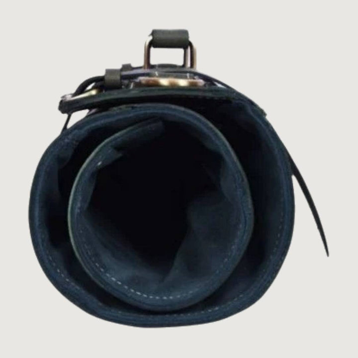 Lightweight Leather Knife Roll with Flexible Wrap Structure