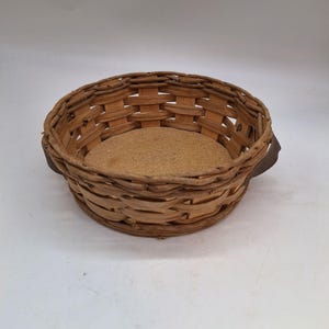 Vintage Pyrex Casserole Carrier Split Wood Basket with Leather Handles