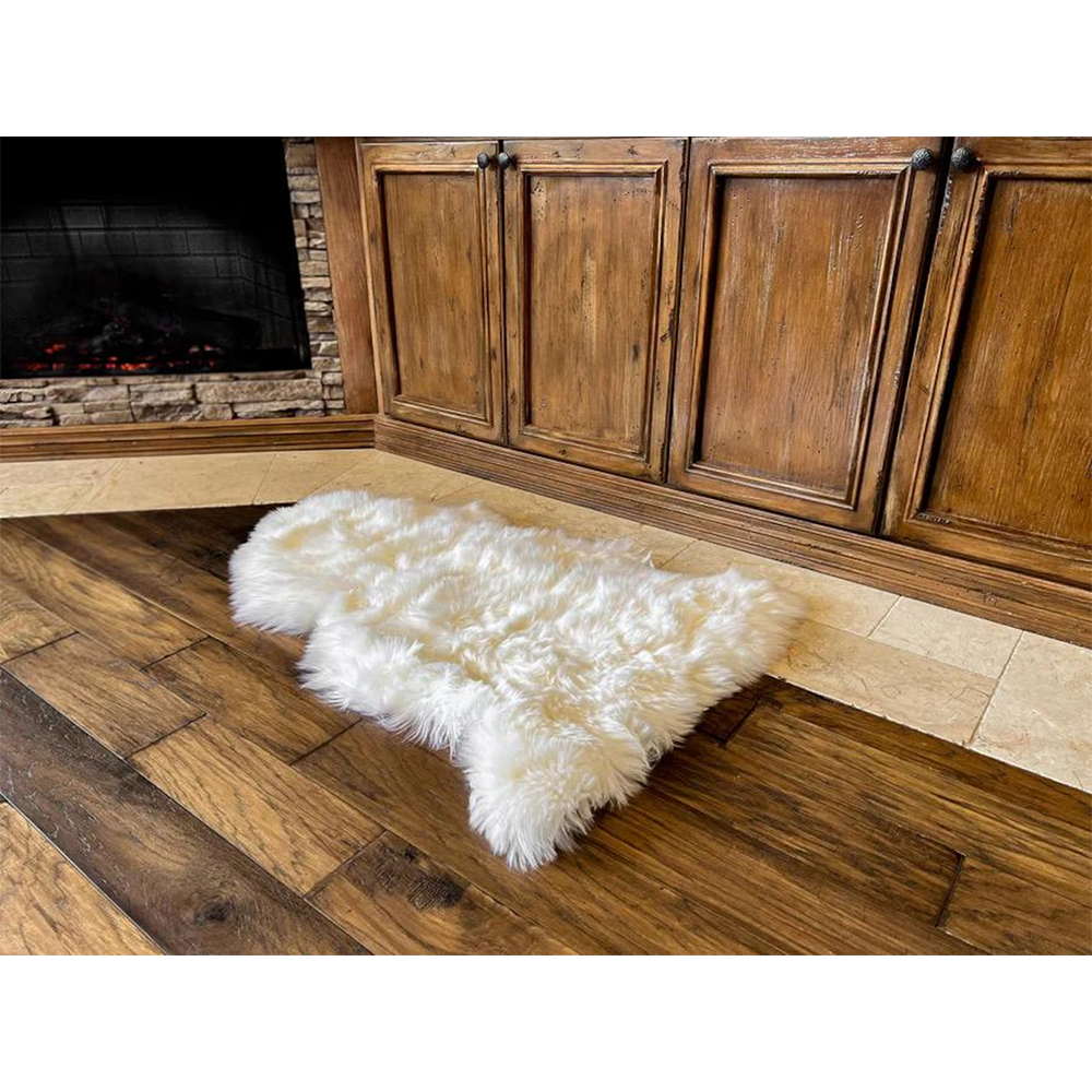 Genuine White New Zealand Sheepskin 2' x 3' inches
