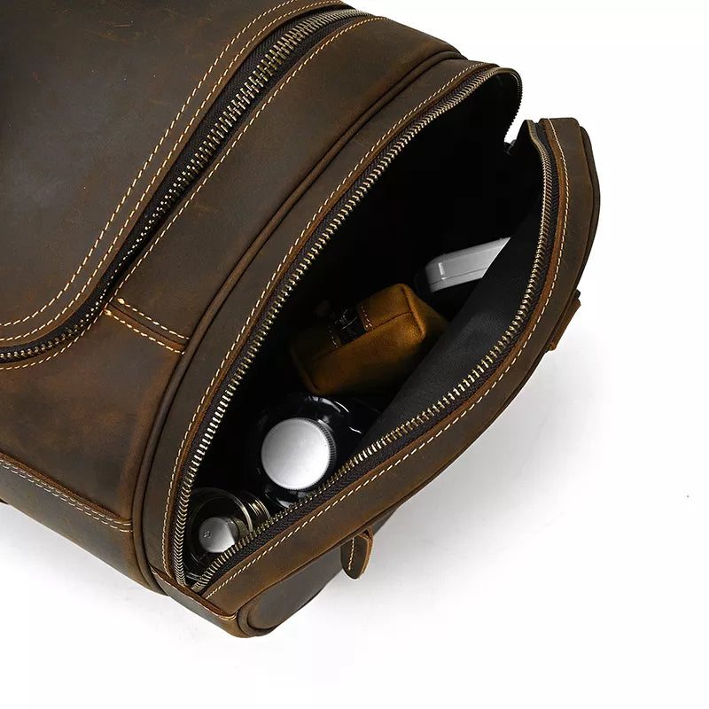The Wainwright Weekender  Round Vintage Leather Weekender